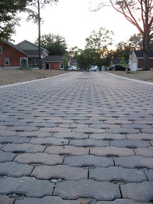 Using Pervious Pavers With The Silva Cell System